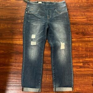 NWT Women’s Rock & Republic crop jeans